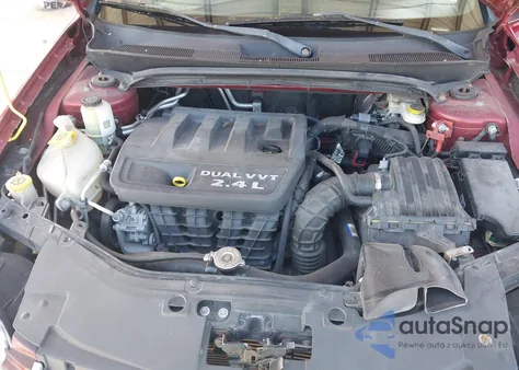 2013 Chrysler 200 Touring z USA, uszkodzony, nr VIN 1C3BCBEB6DN585640